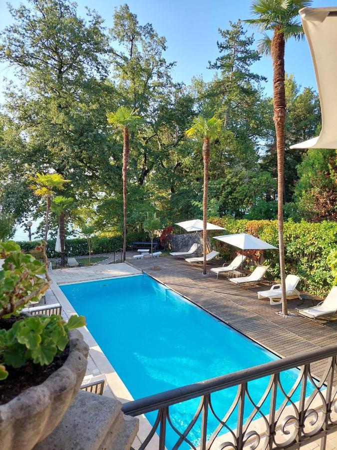 Hotel Villa Astra Lovran Buitenkant foto