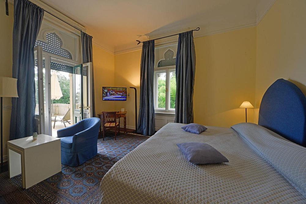 Hotel Villa Astra Lovran Buitenkant foto