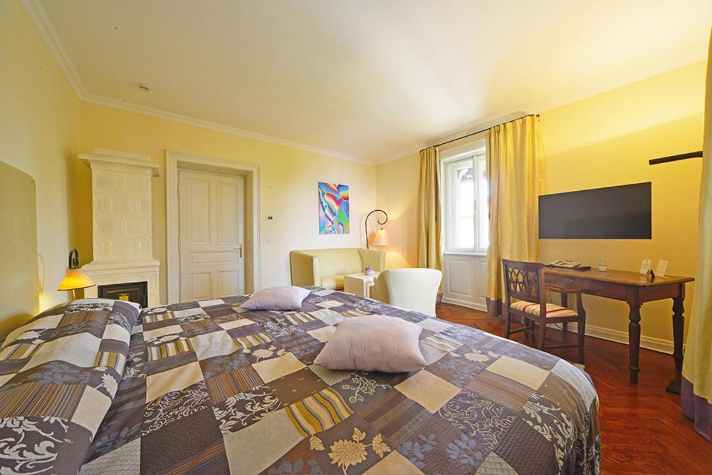 Hotel Villa Astra Lovran Buitenkant foto