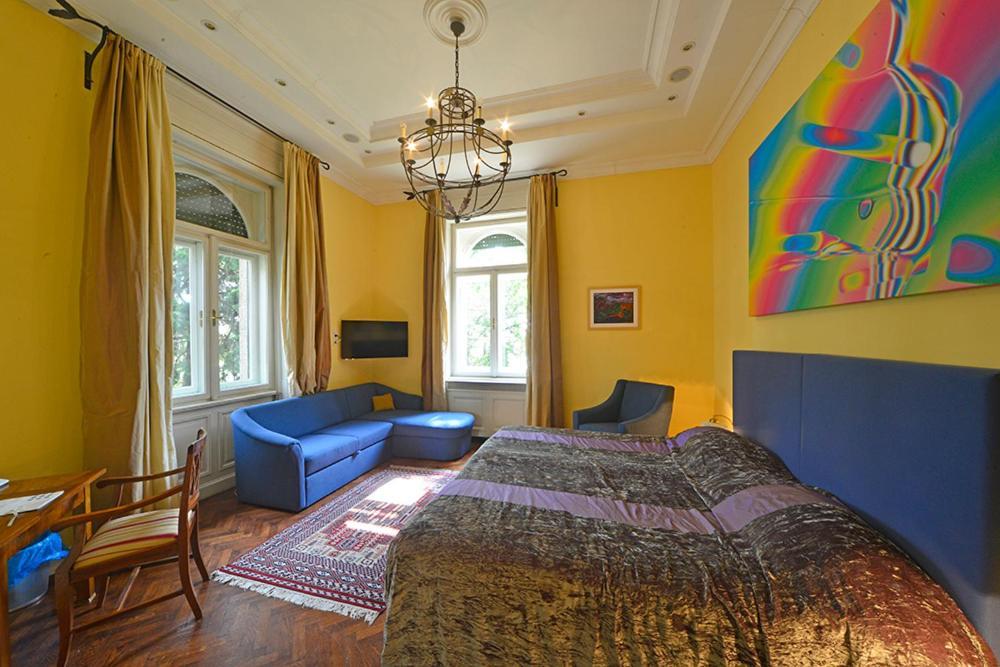 Hotel Villa Astra Lovran Buitenkant foto