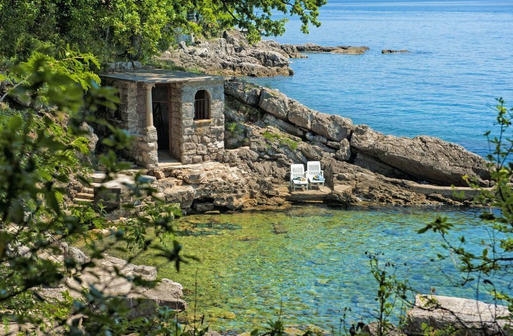 Hotel Villa Astra Lovran Buitenkant foto