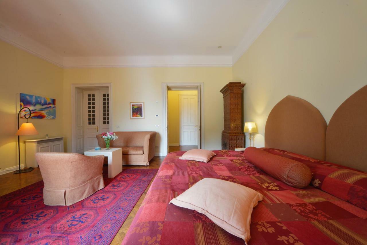 Hotel Villa Astra Lovran Buitenkant foto