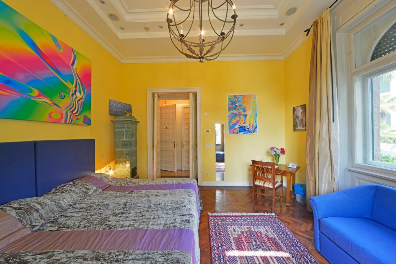 Hotel Villa Astra Lovran Buitenkant foto